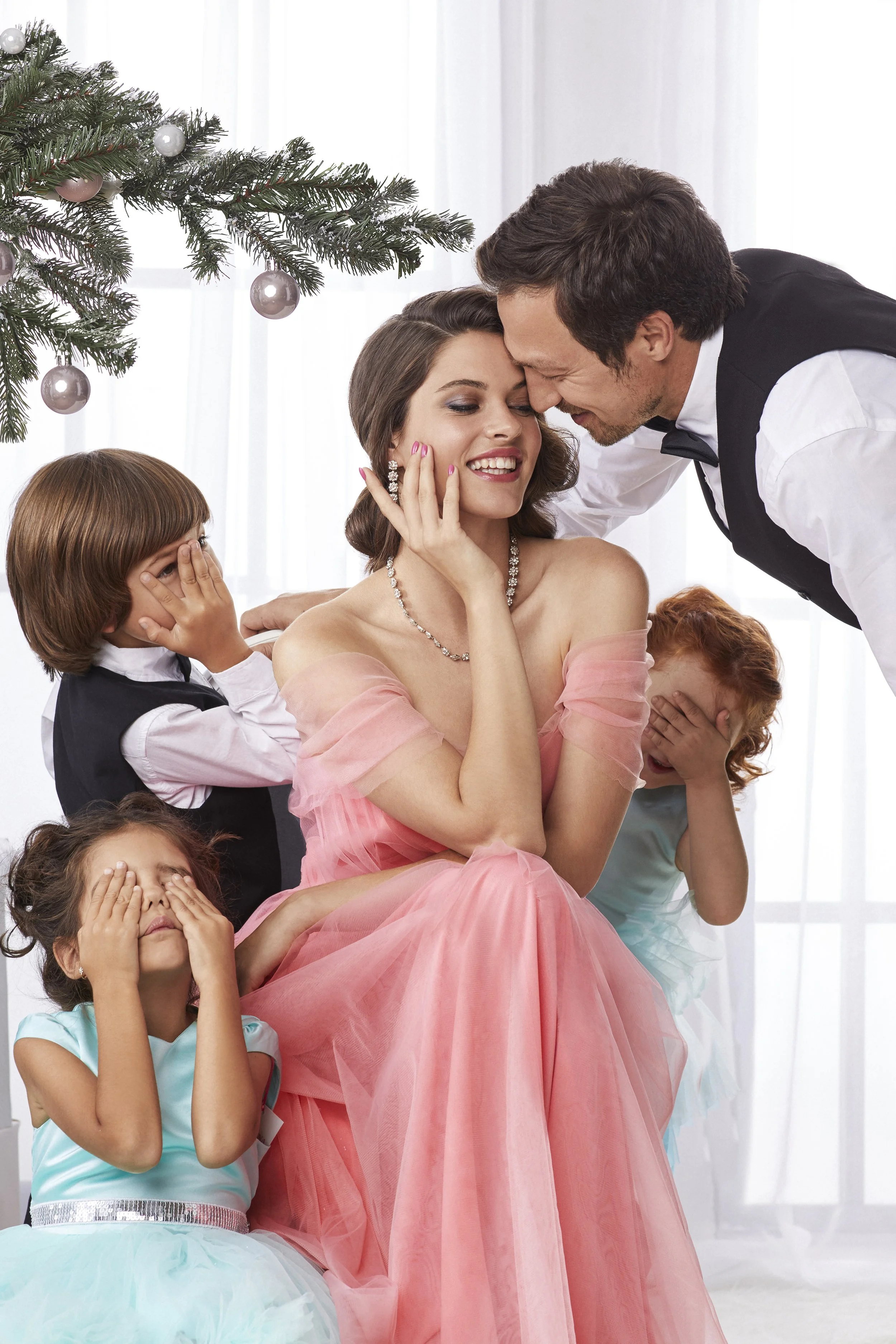 new year family — photo 2 of 4