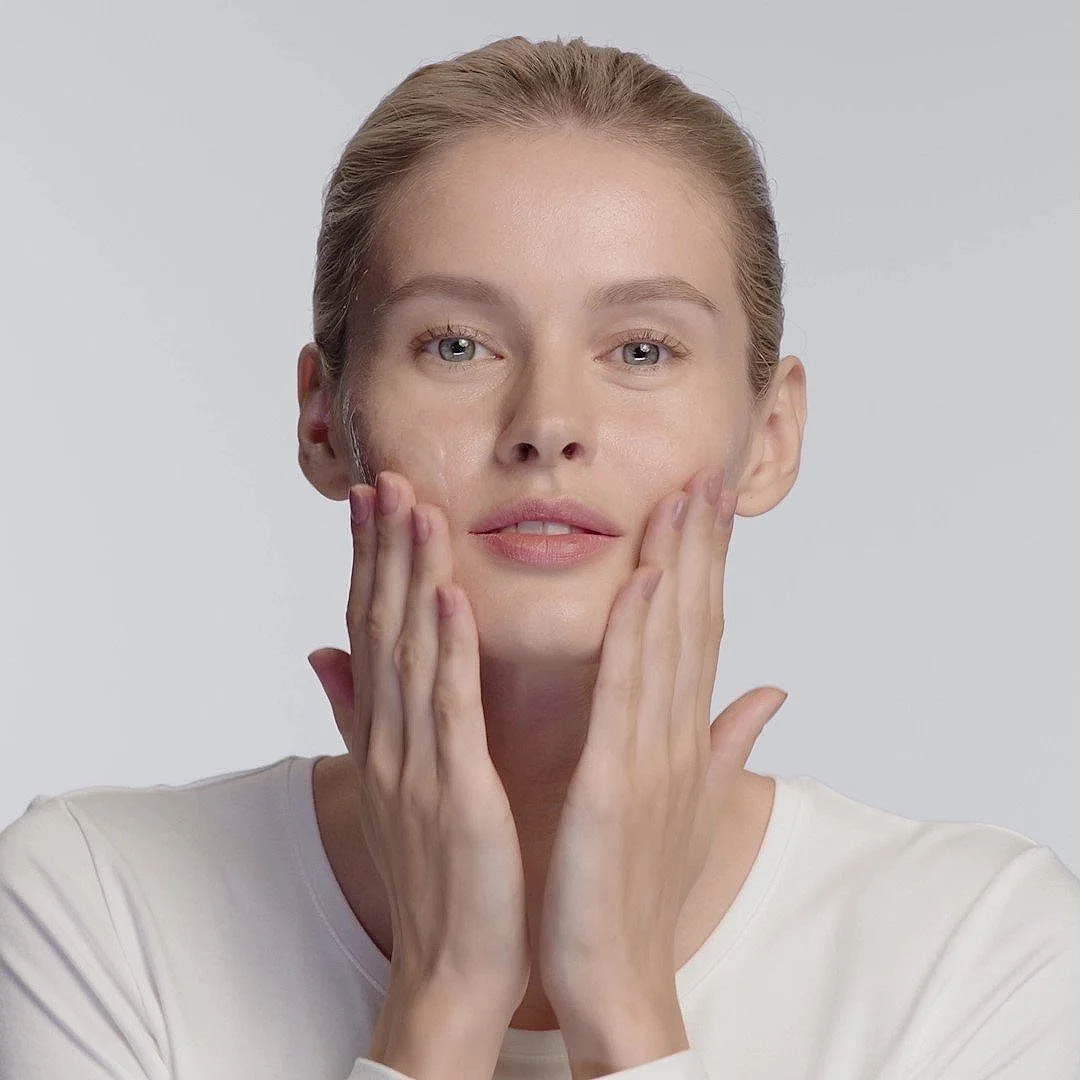 Oriflame — NovAge — photo 2 of 3