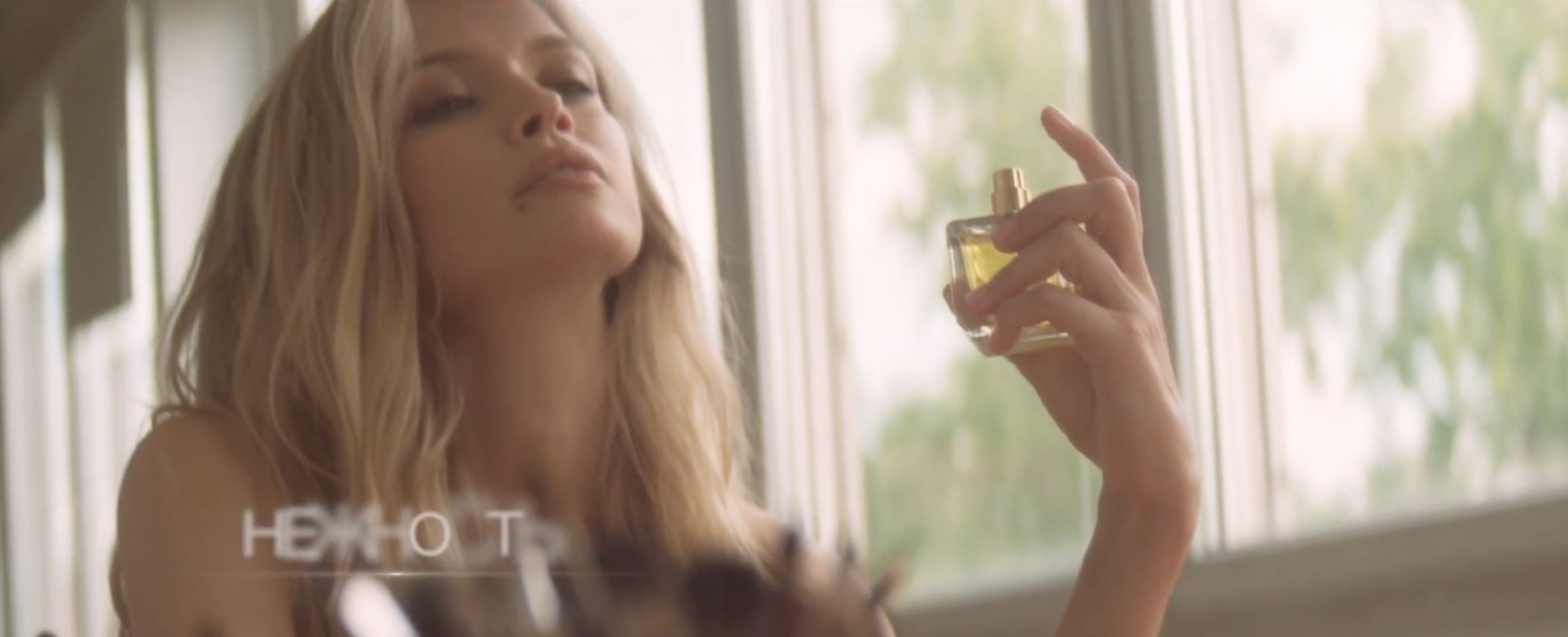 Vera Brezhneva for Avon — photo 1 of 1
